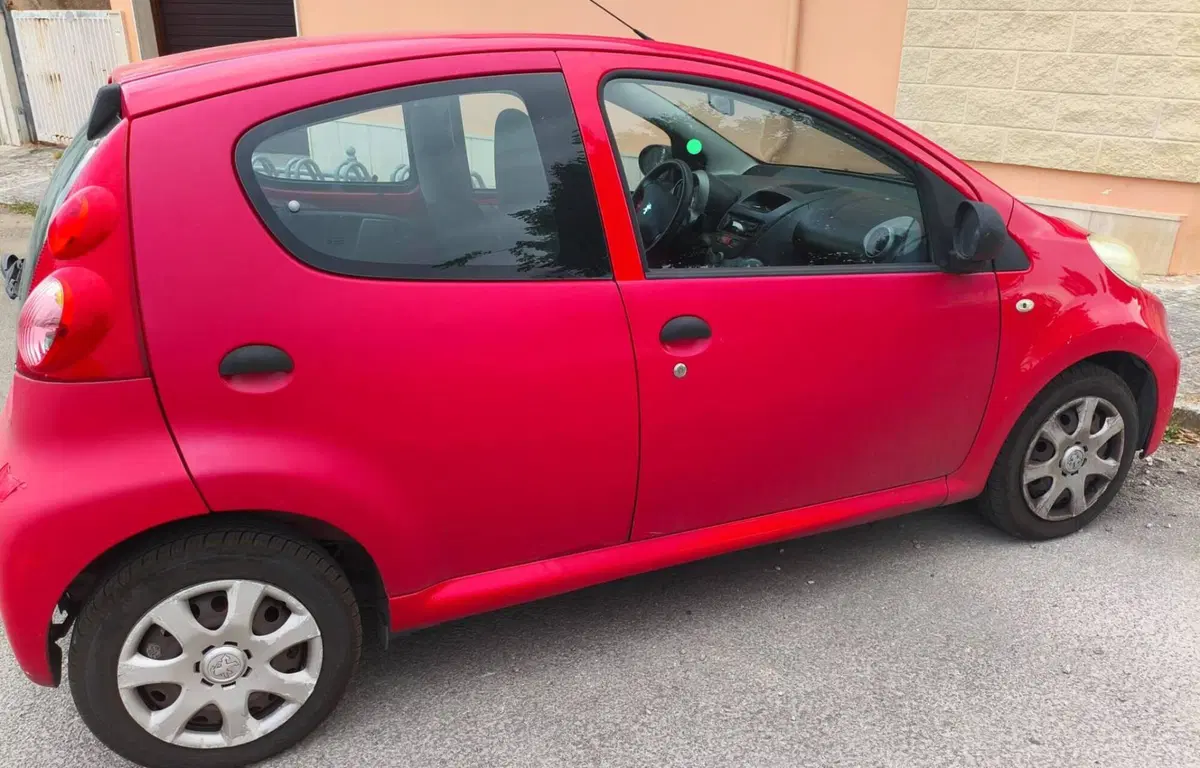 Peugeot 107 usata a Lecce (2)