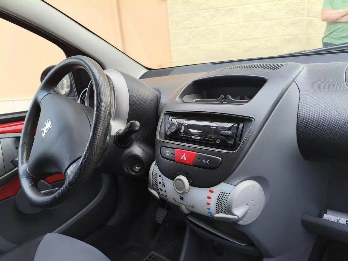 Peugeot 107 usata a Lecce (3)