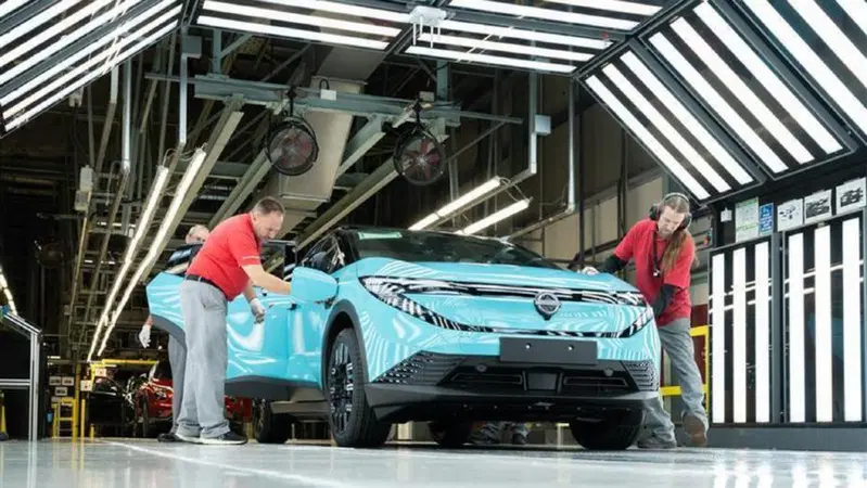 Nissan guarda alla Cina: il CEO Espinosa indica la strada per salvare l'auto europea
