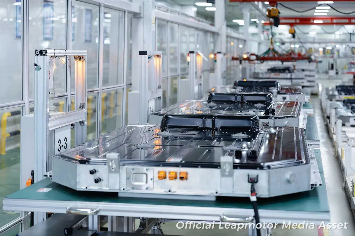 Leapmotor, il fondatore non ha dubbi: «Presto l'80% delle auto arriverà dalla Cina» (8)