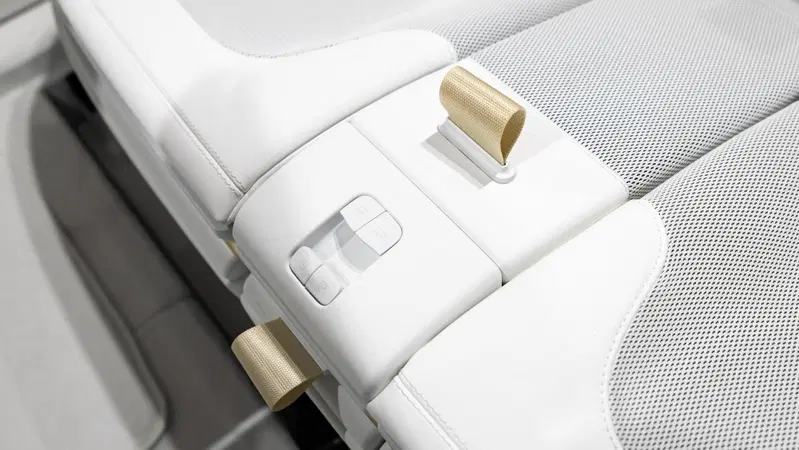 Smart #2, ecco la nuova erede della fortwo: svelati interni e nuova piattaforma ECA