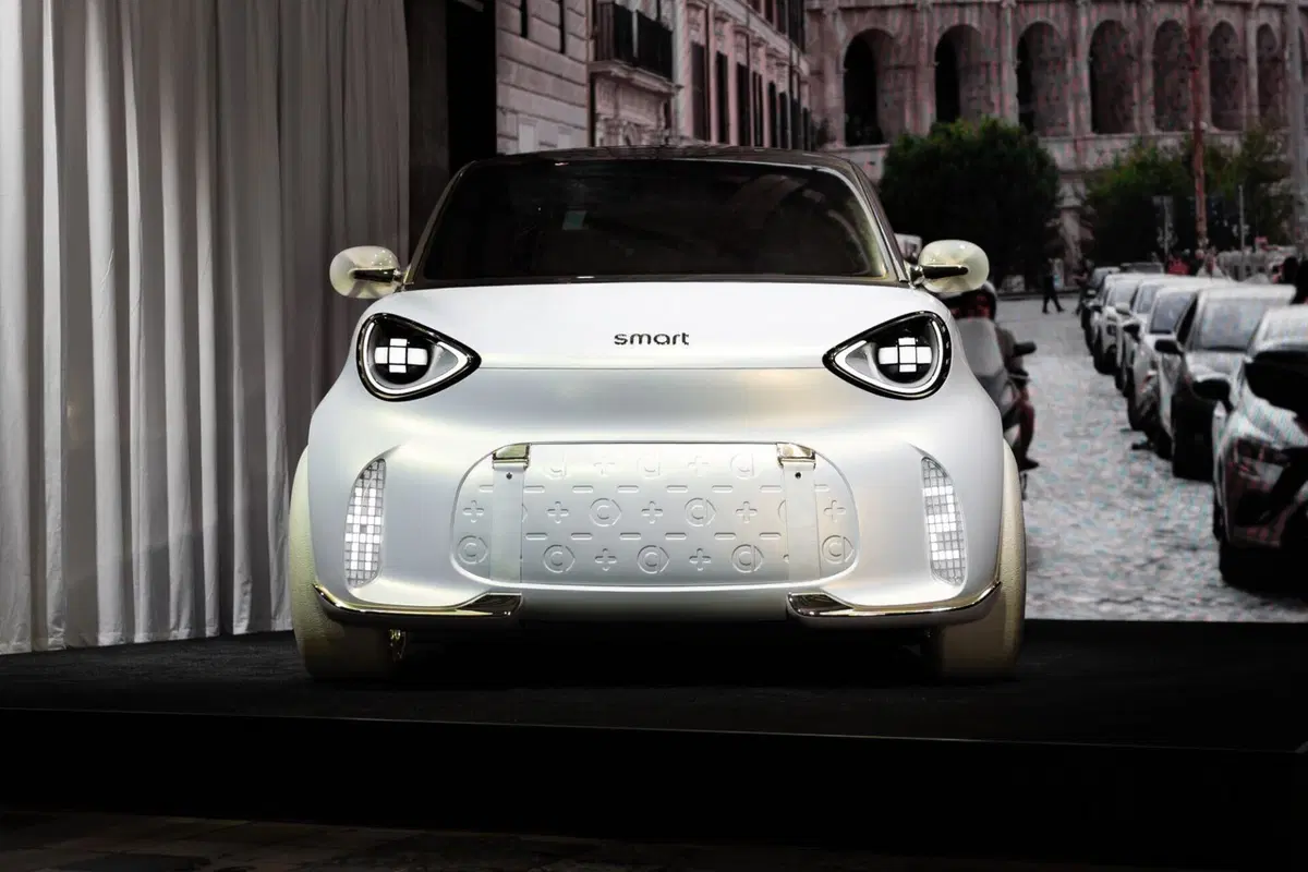 Smart #2, ecco la nuova erede della fortwo: svelati interni e nuova piattaforma ECA (8)