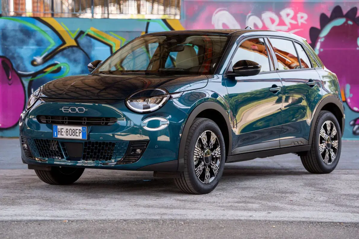 Fiat 600 Turbo 100: manuale e senza elettrificazione, c'è tuttavia un ma...[VIDEO] (6)