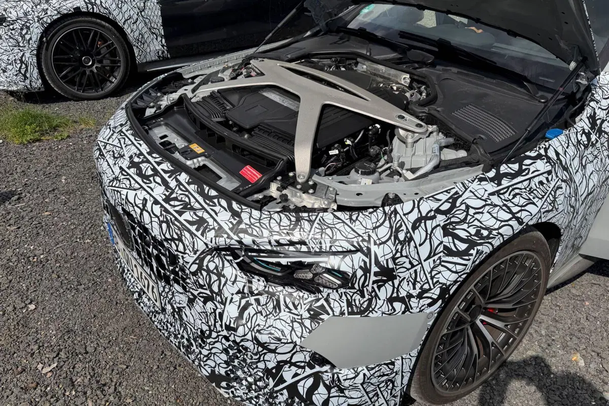 Mercedes-AMG CLE 63, il V8 è pronto a tornare (3)