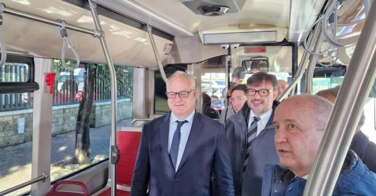 Bus elettrici Roma, scoppia il caso: batterie scariche prima della fine del turno