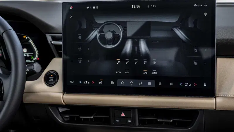 Mazda sfida tutti: il touchscreen &egrave; pi&ugrave; sicuro dei tasti fisici, parola dell'ingegnere della CX-5