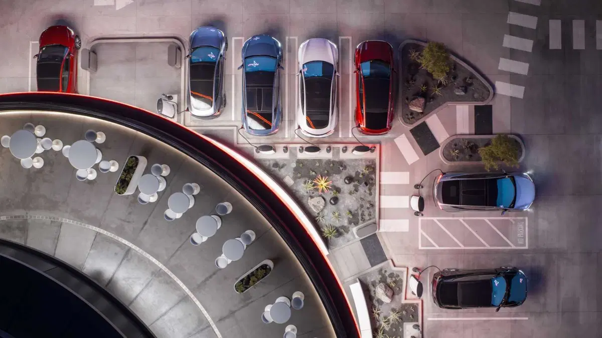 Tesla cambia le regole del gioco: in Europa arriva il primo Supercharger V4 da 500 kW (4)