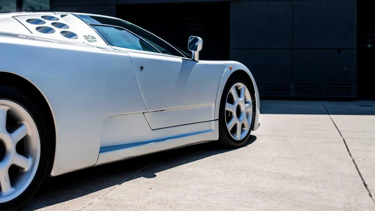 Bugatti EB 110 (1991-95) (9)