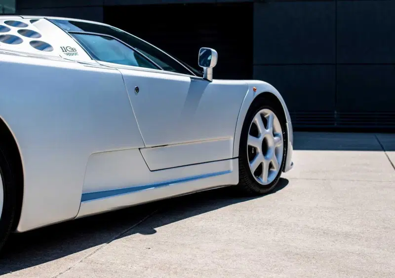Bugatti EB 110 (1991-95) (9)