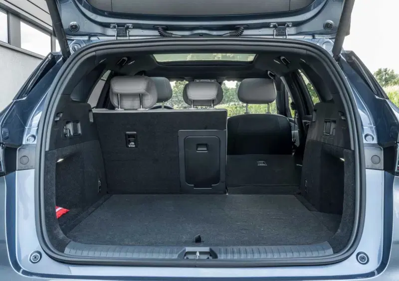 Byd Seal 6 DM-i Station Wagon (13)
