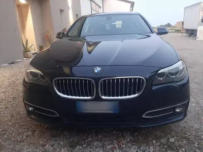BMW Serie 5 Touring 520d  Luxury del 2014 usata a Castel Goffredo