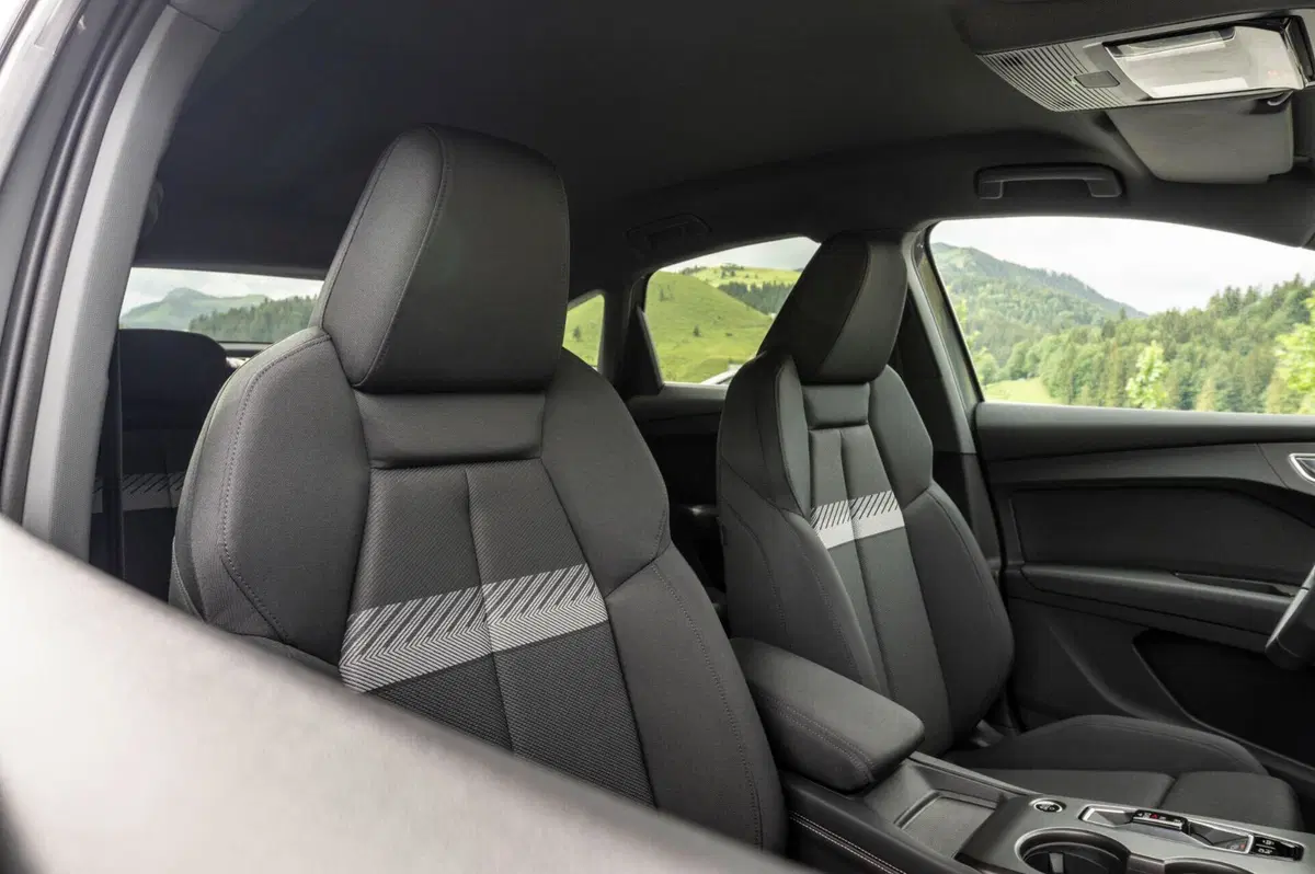 Nuova Audi Q4 e-tron: più muscoli, più digitale, più autonomia | Caratteristiche, prezzi e allestimenti  (5)