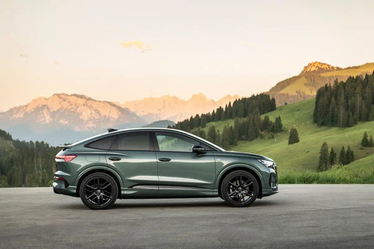 Nuova Audi Q4 e-tron: più muscoli, più digitale, più autonomia | Caratteristiche, prezzi e allestimenti  (4)