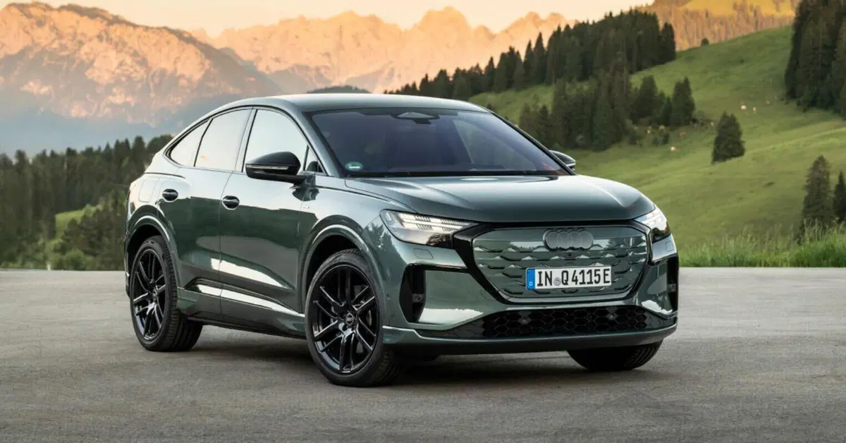 Nuova Audi Q4 e-tron: pi&ugrave; muscoli, pi&ugrave; digitale, pi&ugrave; autonomia | Caratteristiche, prezzi e allestimenti [VIDEO]