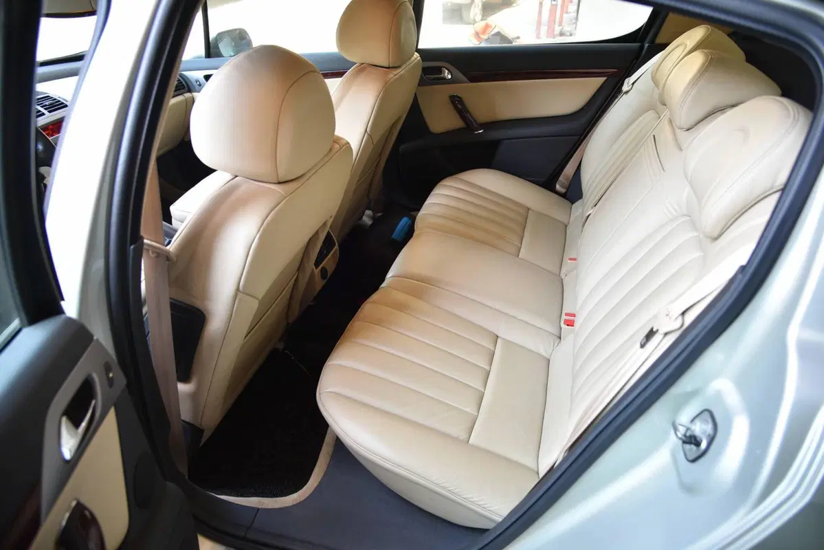 Peugeot 407 usata a Catania (9)