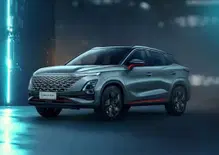 Il paradosso delle auto cinesi: tutti le esaltano ma in Cina le vendite calano. Che cosa succede?
