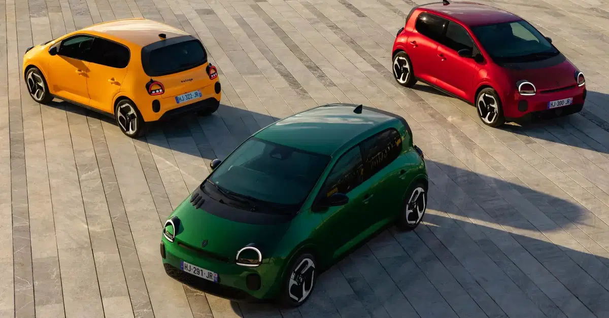 Ordini di auto elettriche in volata del 50%: Renault travolta da una domanda che non riesce a soddisfare