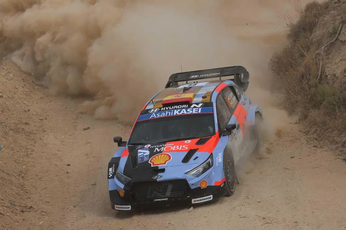 WRC26 #08 Acropolis Grecia D2. Duello Neuville Ogier, strage di pneumatici [VIDEO] (8)