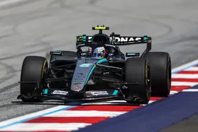 F1. Tutti temono il caldo ma non Kimi Antonelli: a Spielberg la sua Mercedes vola. Ferrari? I CV del nuovo motore ci sono ma...