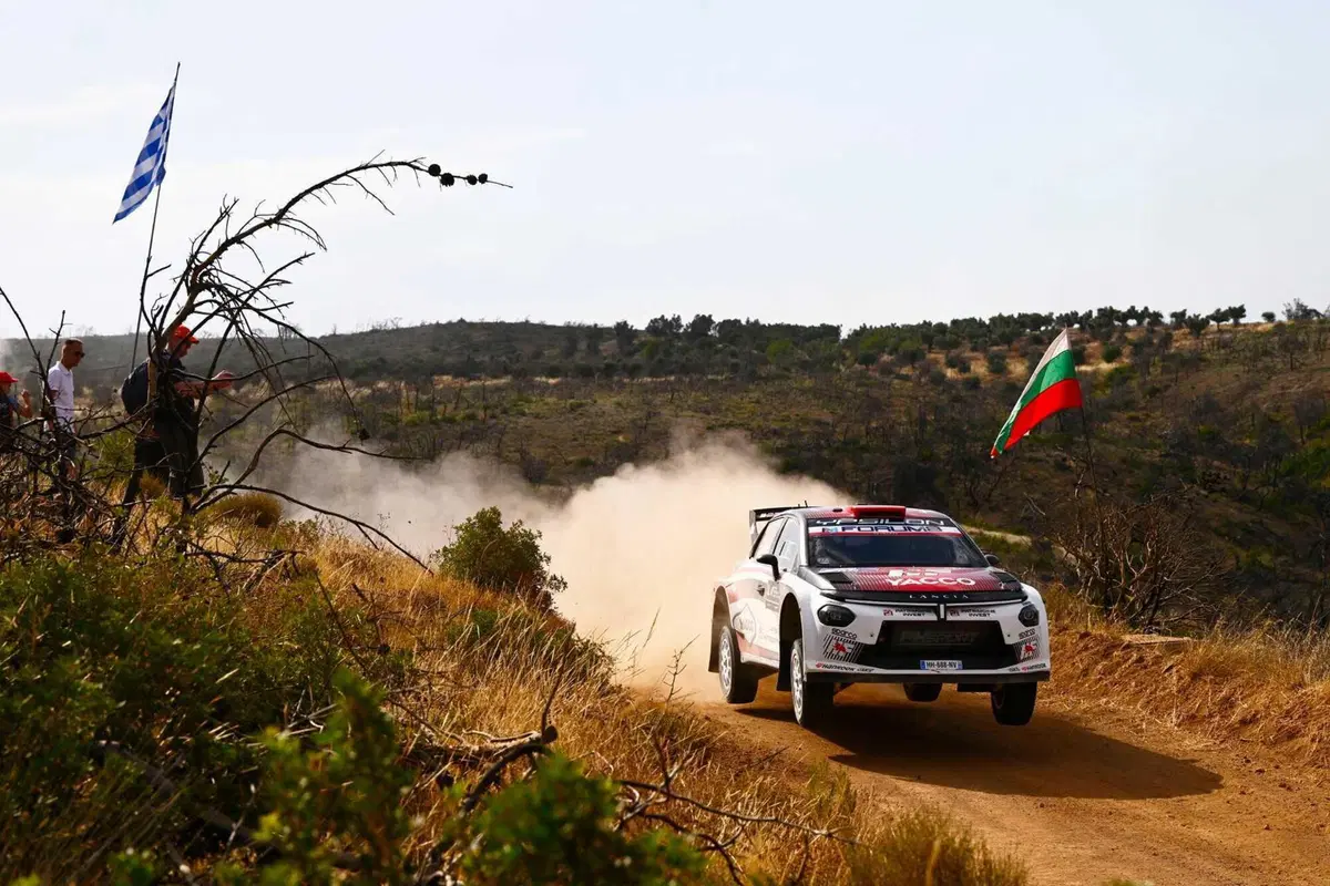 WRC26 #08 Acropolis Grecia D3. Neuville e Ogier, fuggiasco e  cacciatore [VIDEO] (17)
