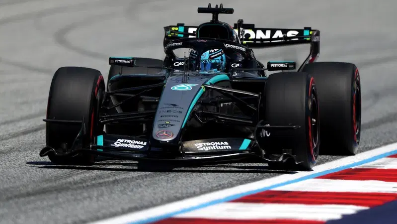 F1. "Non ho dimenticato come si guida": Russell si prende la pole nel caos d'Austria e risponde ad Antonelli