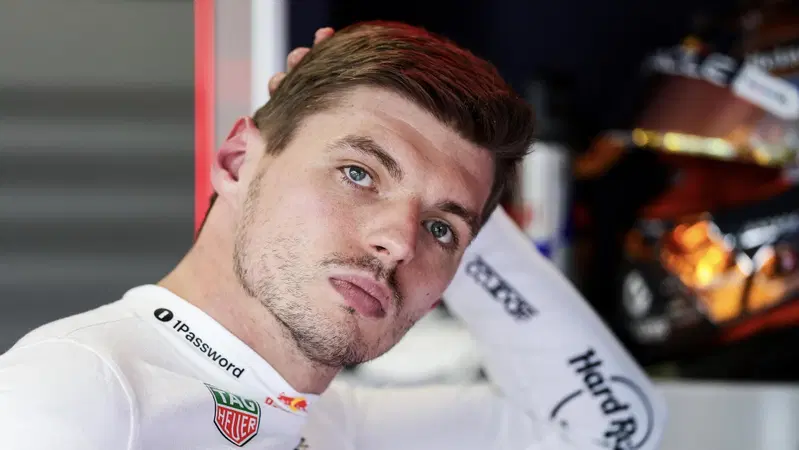 F1, Verstappen a muro in qualifica in Austria: "Macchina incontrollabile, ma la singola bandiera gialla &egrave; una follia"