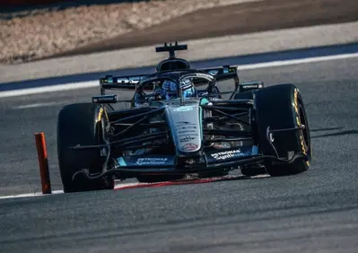 F1. Russell gela la Red Bull a Spielberg! Ma che rimpianto per Verstappen, Antonelli e Ferrari masticano amaro