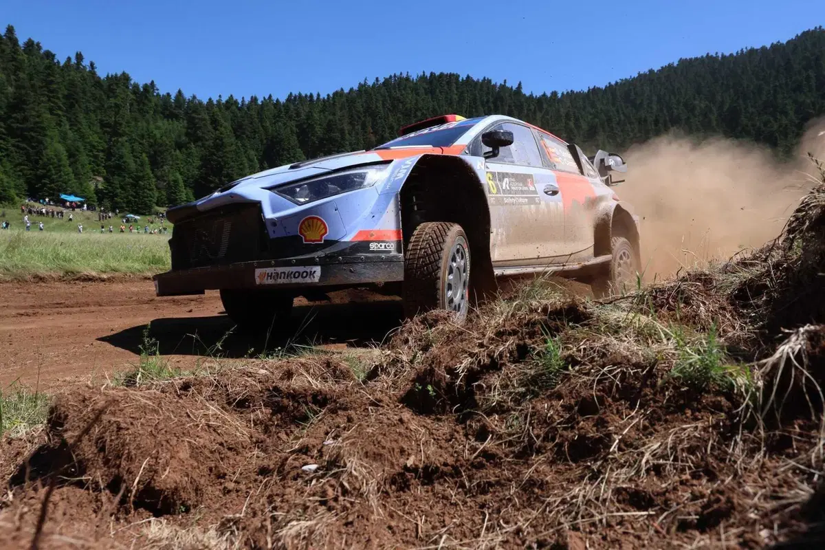 WRC26 #08 Acropolis Grecia. E finalmente è di nuovo Ogier (con un piccolo aiuto degli Dei dell’Olimpo) [VIDEO] (15)