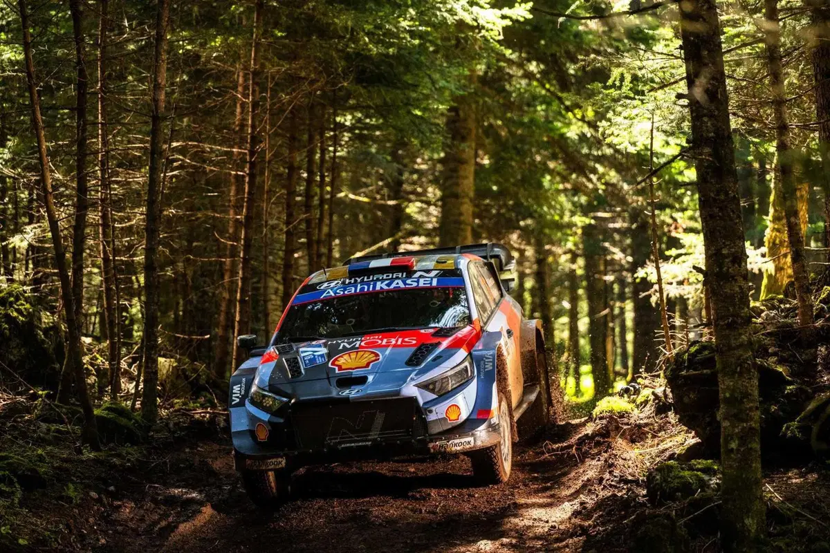 WRC26 #08 Acropolis Grecia. E finalmente è di nuovo Ogier (con un piccolo aiuto degli Dei dell’Olimpo) [VIDEO] (2)