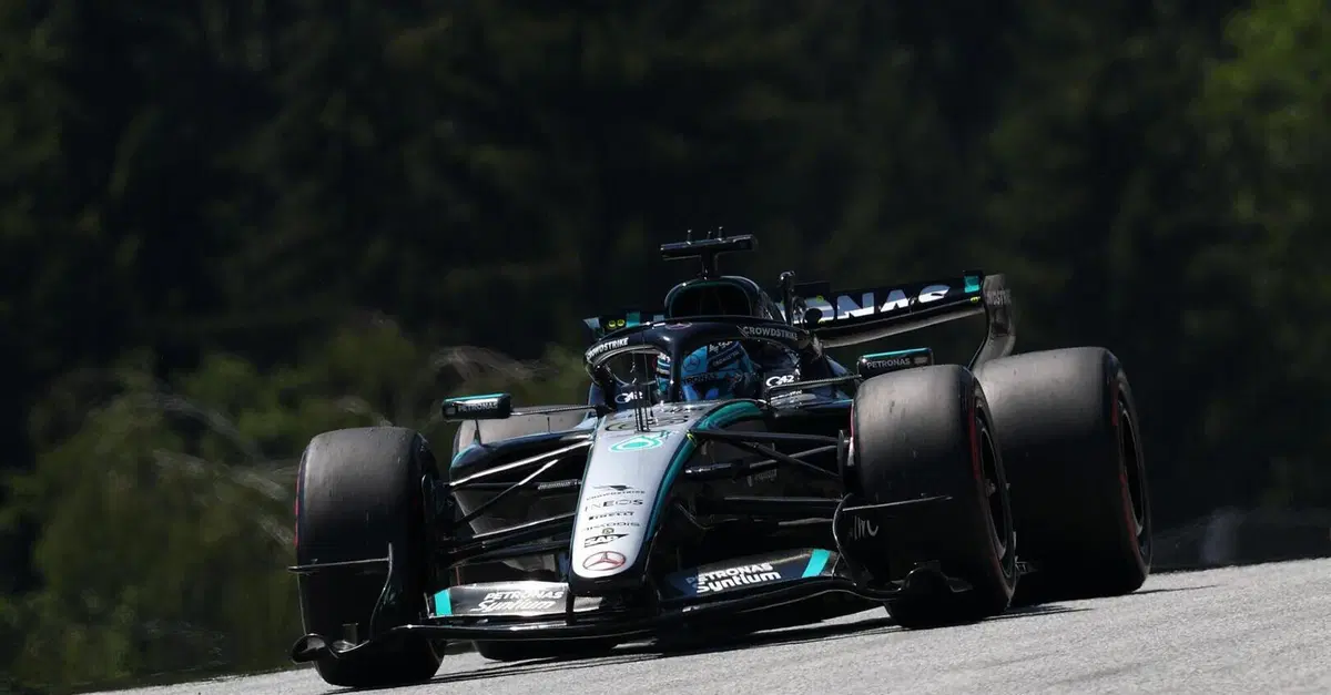 F1. L'astuzia di Russell ha fatto la differenza in Austria, Antonelli paga l'eccesso di foga. E se il problema della Ferrari fosse il turbo?  