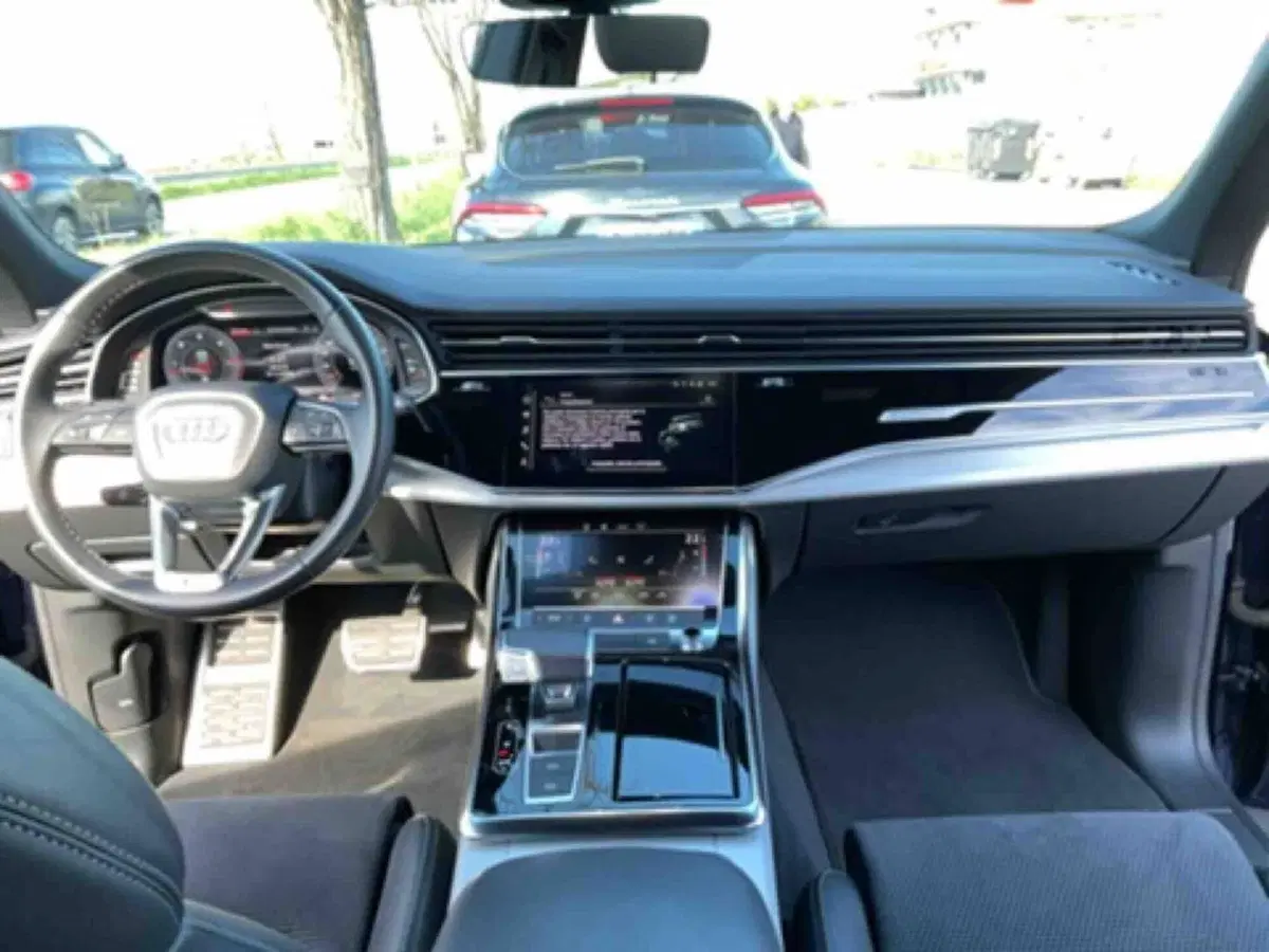 Audi Q8 usata a Roma (9)
