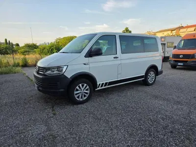 Volkswagen Multivan 2.0 TDI 150CV 4Motion Tech del 2017 usata a Verona