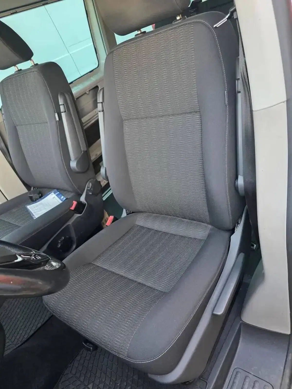 Volkswagen Multivan usata a Verona (7)