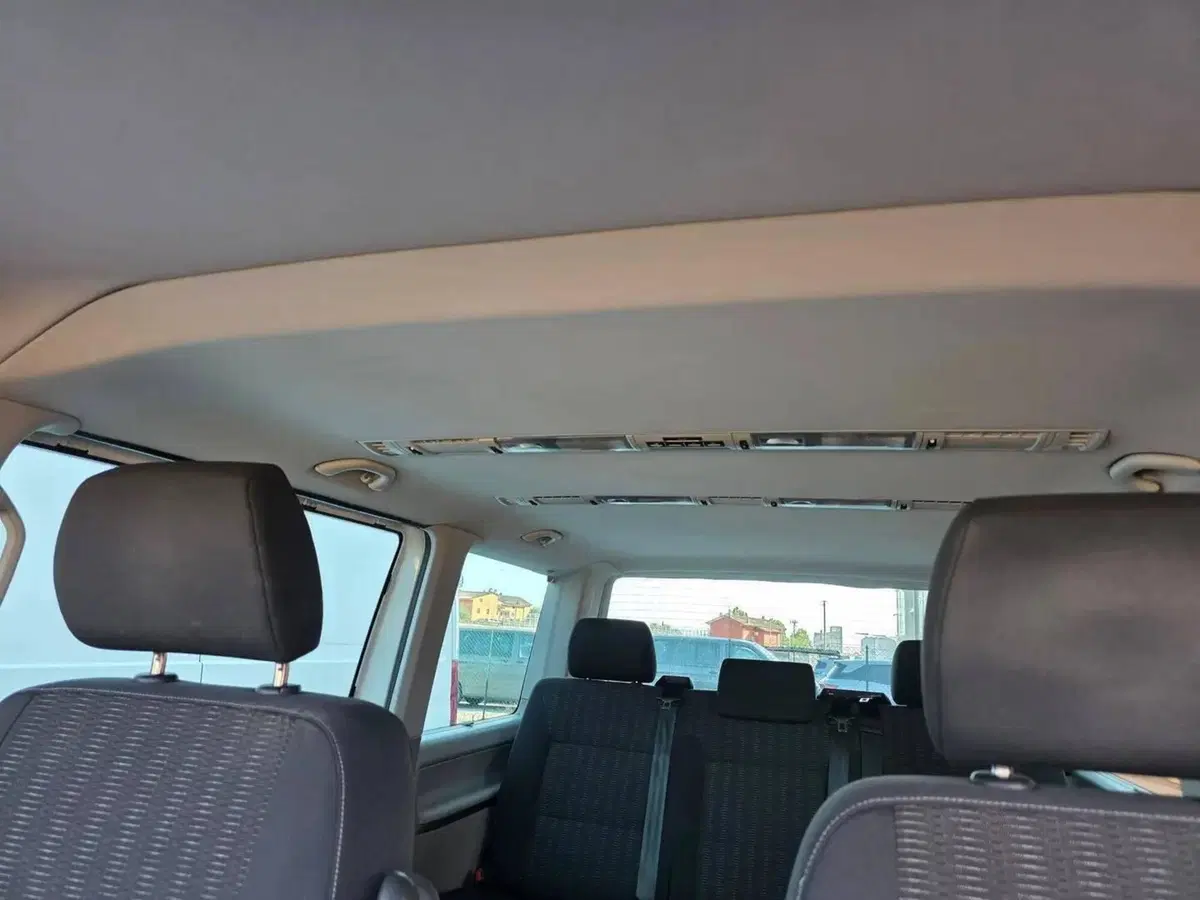 Volkswagen Multivan usata a Verona (15)