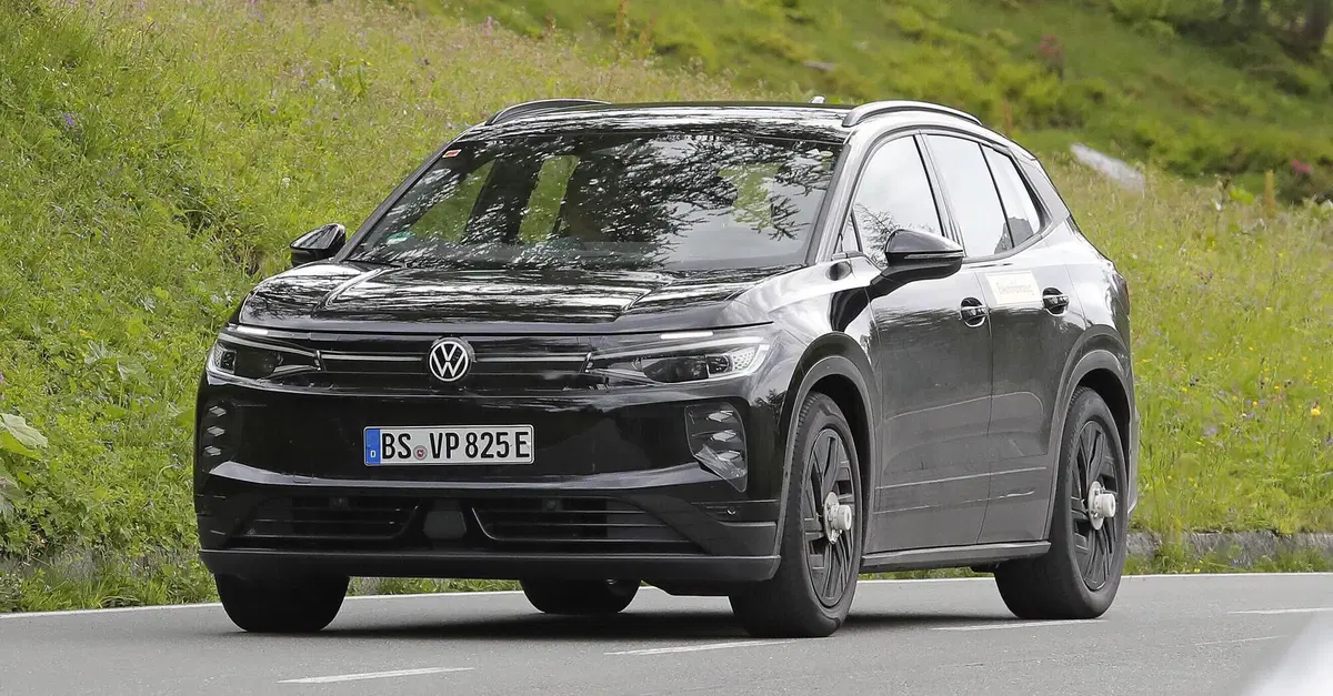 Volkswagen ID.4 dice addio al suo nome: ecco la nuova ID. Tiguan
