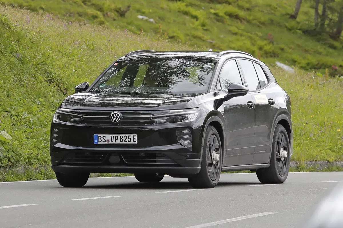 Volkswagen ID.4 dice addio al suo nome: ecco la nuova ID. Tiguan (2)