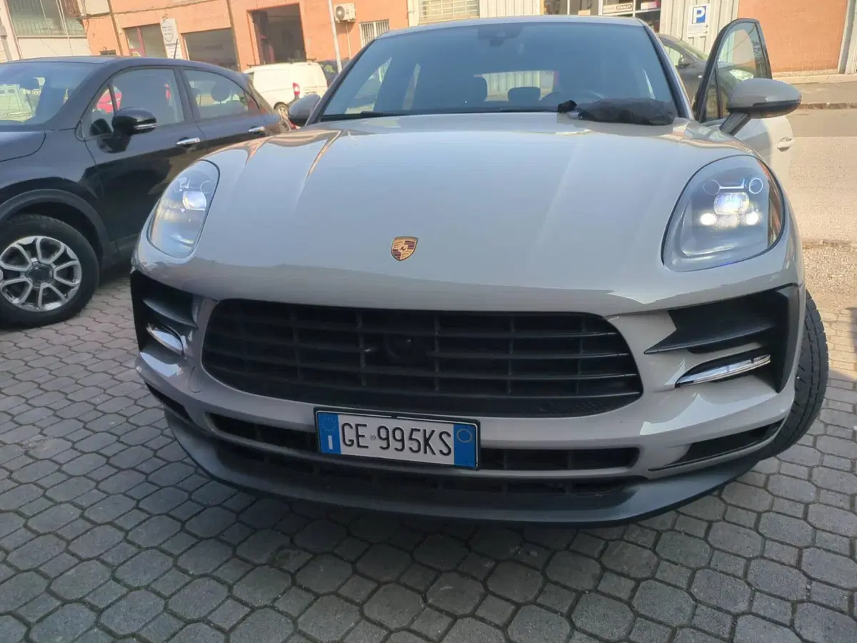 Porsche Macan usata a Roma