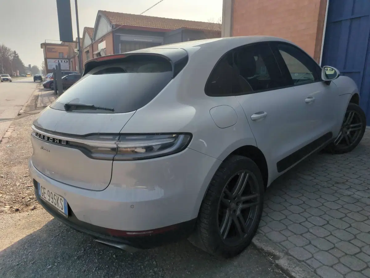 Porsche Macan usata a Roma (2)