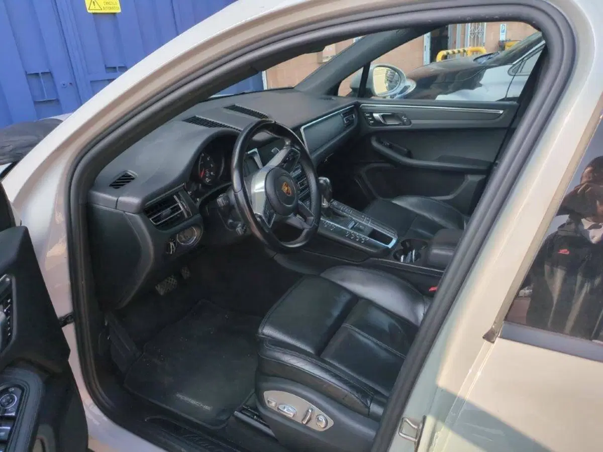 Porsche Macan usata a Roma (4)