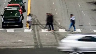 SUV sempre pi&ugrave; grandi, lo studio che preoccupa: cresce il rischio per i pedoni