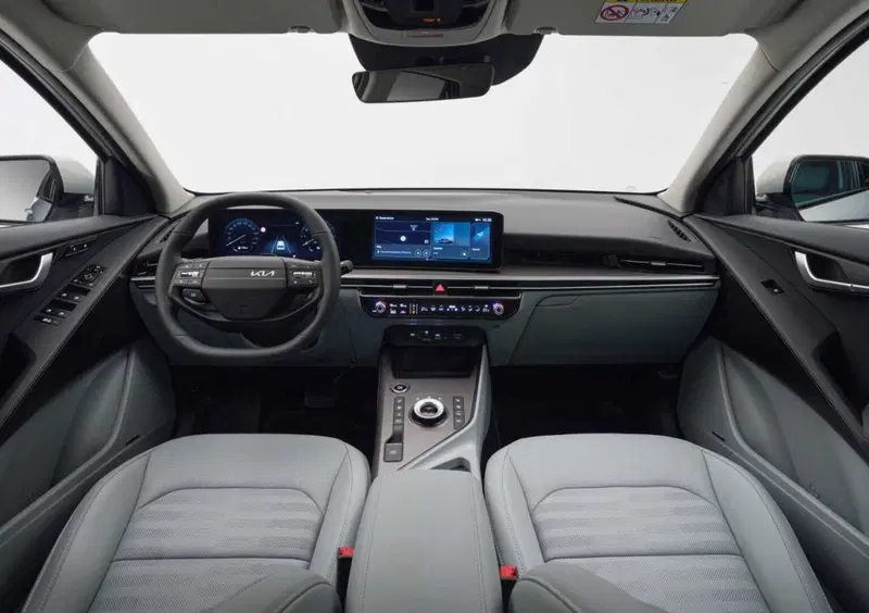 Kia Niro (2022-->>) (8)