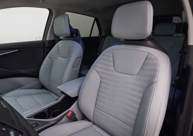 Kia Niro (2022-->>) (13)