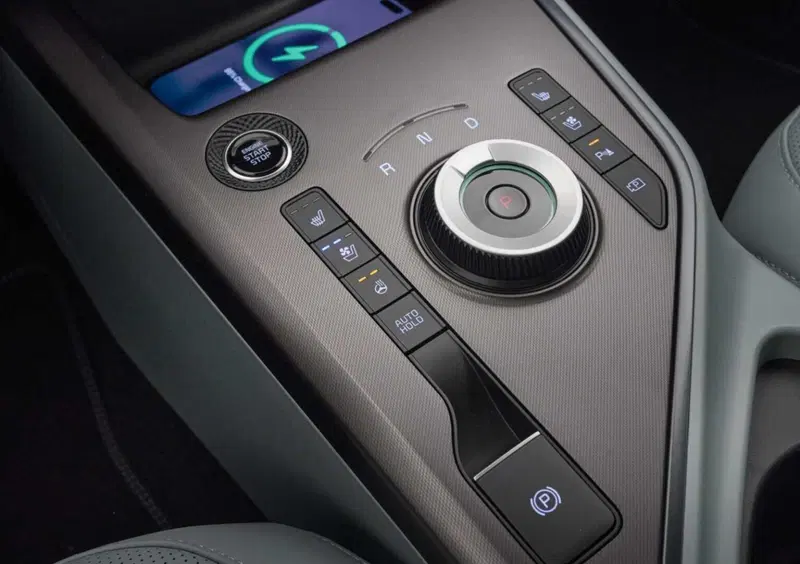 Kia Niro (2022-->>) (24)