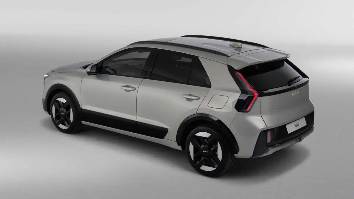 Kia Niro 1.6 gdi hev Evolution dct6 (4)