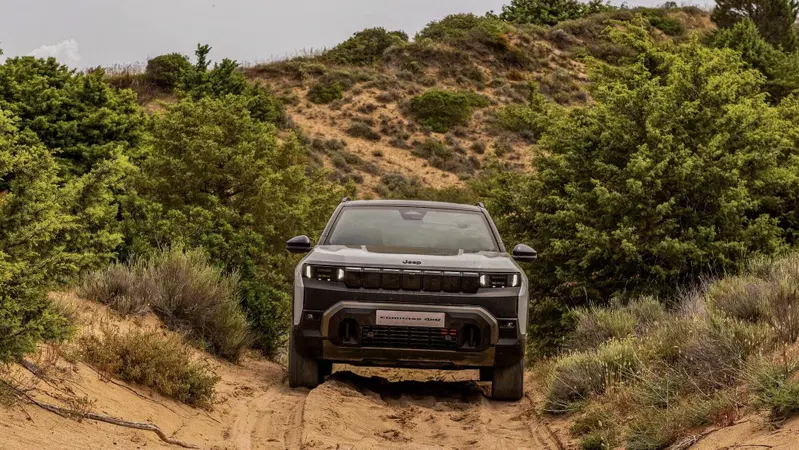 Jeep Avenger 2026: il restyling migliora davvero tutto? Prova completa tra design, interni, motori e