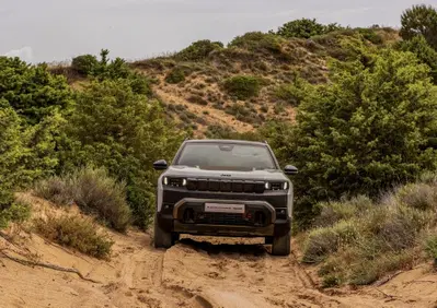 Jeep Avenger 2026: il restyling migliora davvero tutto? Prova completa tra design, interni, motori e