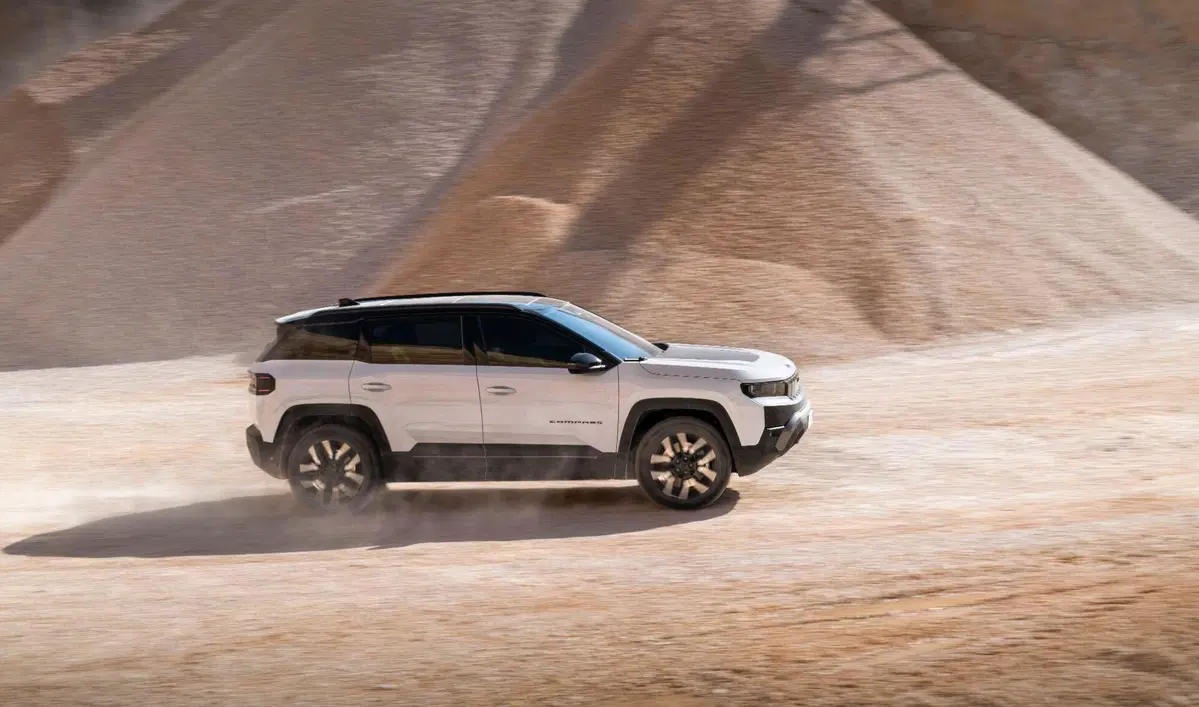 Jeep Avenger 2026: il restyling migliora davvero tutto? Prova completa tra design, interni, motori e (4)