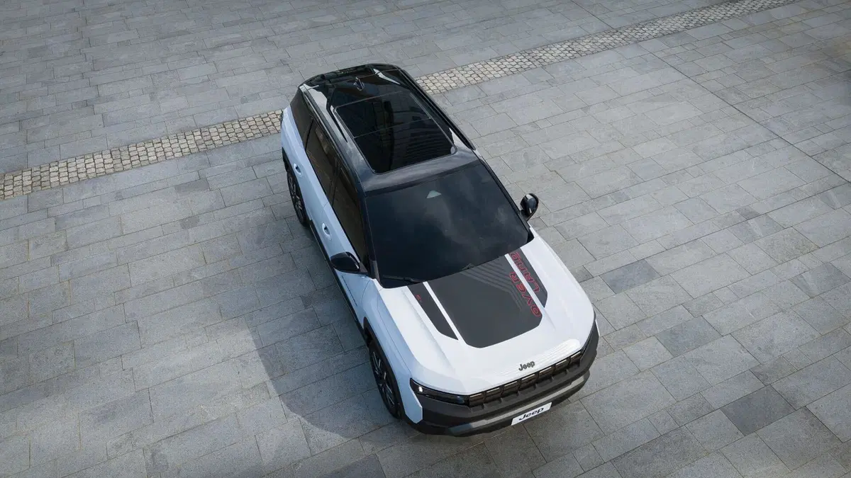 Jeep Avenger 2026: il restyling migliora davvero tutto? Prova completa tra design, interni, motori e (10)