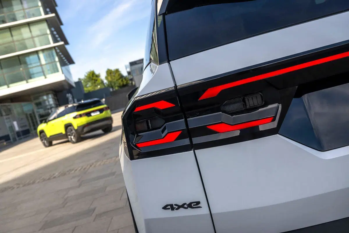Jeep Avenger 2026: il restyling migliora davvero tutto? Prova completa tra design, interni, motori e (16)