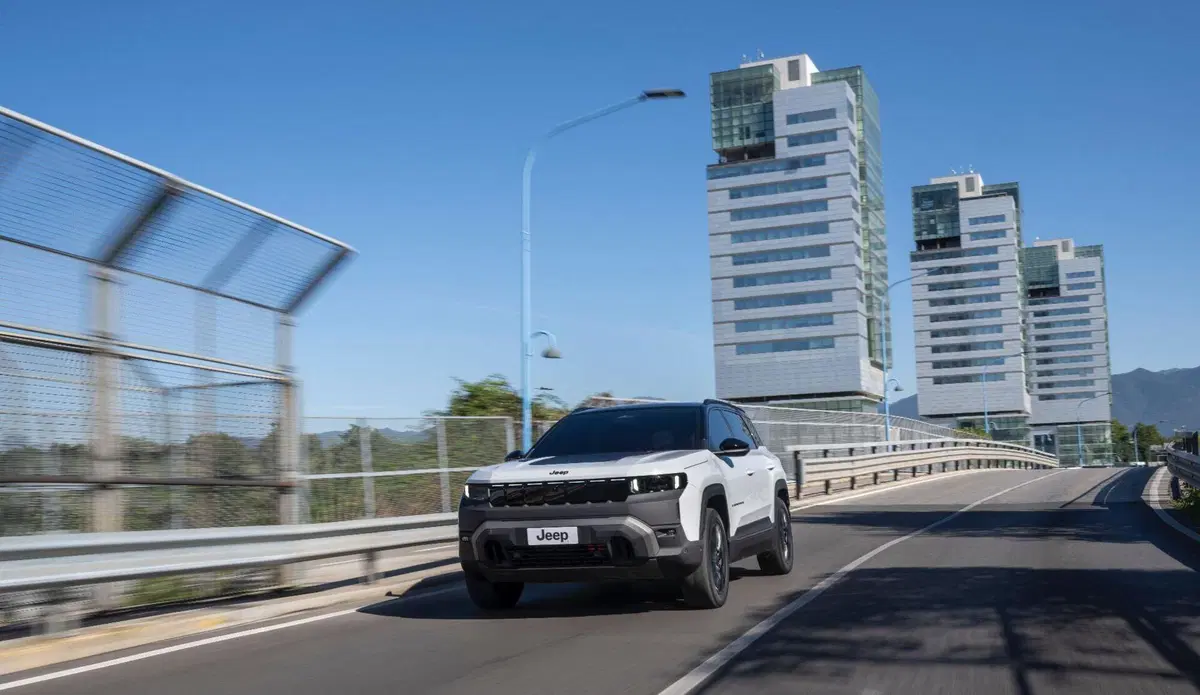Jeep Avenger 2026: il restyling migliora davvero tutto? Prova completa tra design, interni, motori e (17)